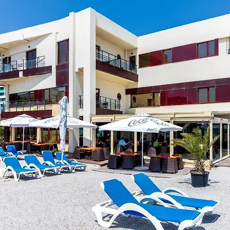 Hotel By Tony 4*